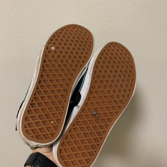 Vans - Picture 3 of 3